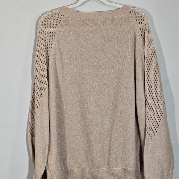 SHEIN V-Neck Soft Sweater Beige NEW Size 7XL - Picture 4 of 5